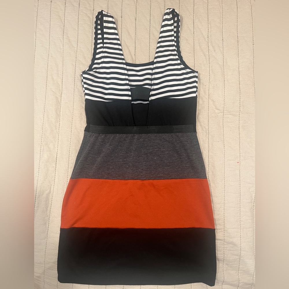 Casual sleeveless dress - LARGE - Picture 3 of 3